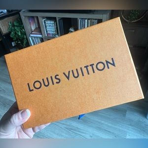 LOUIS VUITTON WALLET BOX